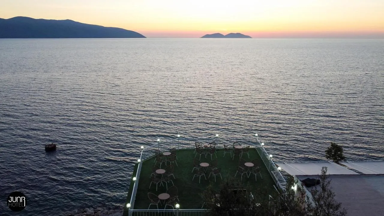 Skyhill Boutique Hotel Radhimë