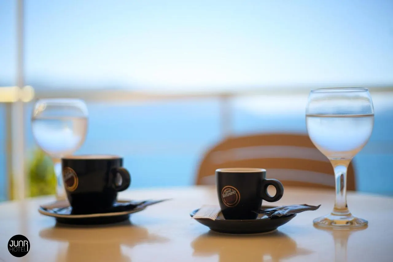 Juar Hotel Radhimë 3*,  Albanien