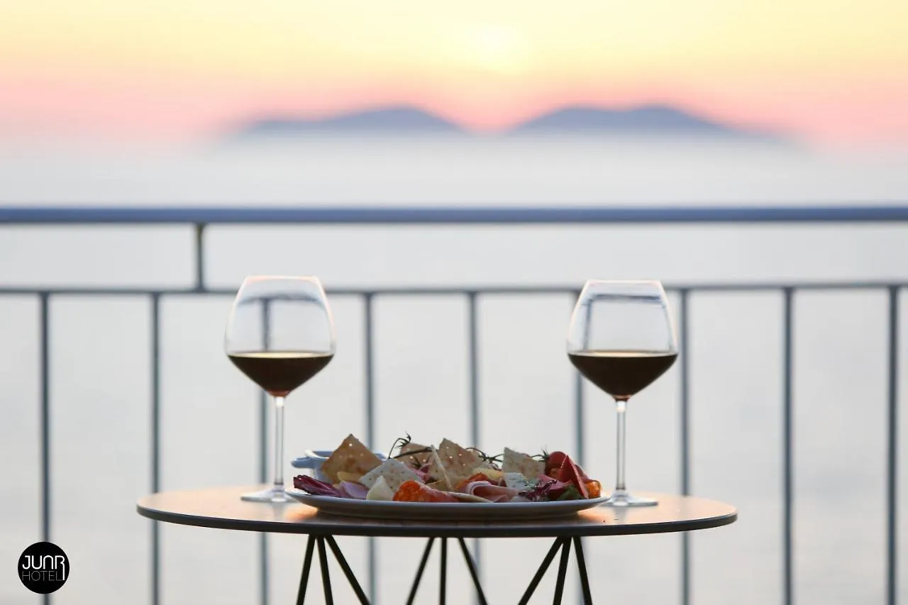 Skyhill Boutique Hotel Vlorë 3*,  Albania