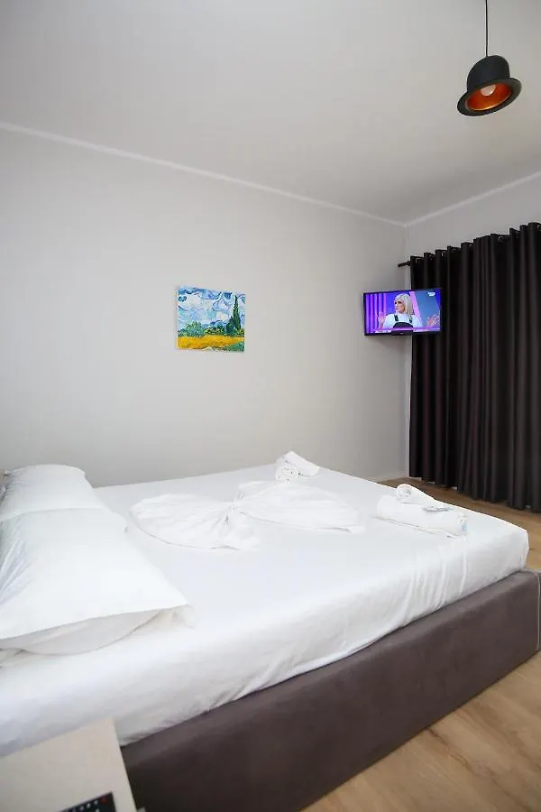Juar Hotel Radhimë 3*,  Albanien