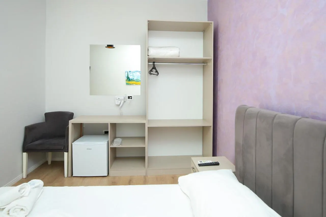 ***  Juar Hotel Radhimë Albanien